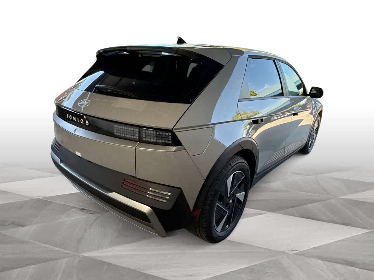 Thumbnail: 2026 Hyundai Ioniq 5 - 8