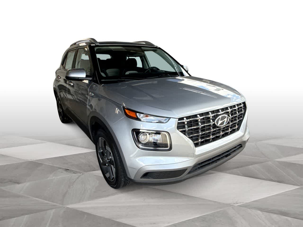 Thumbnail: 2025 Hyundai Venue - 2