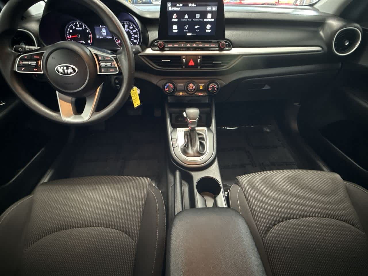 Thumbnail: 2020 Kia Forte - 24