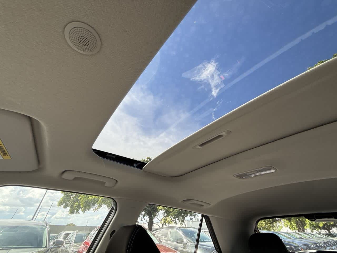 Thumbnail: 2025 Hyundai Venue - 17