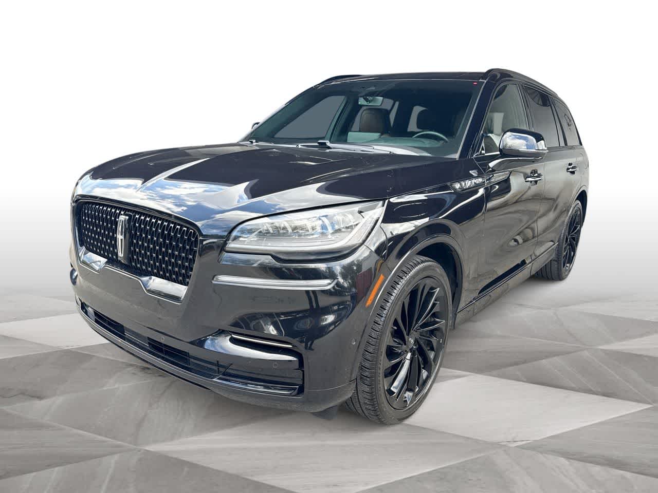 Thumbnail: 2024 Lincoln Aviator - 1