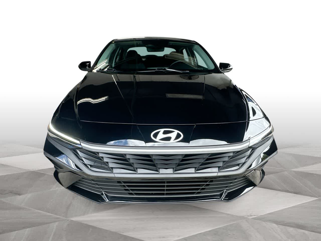 Thumbnail: 2026 Hyundai Elantra - 3