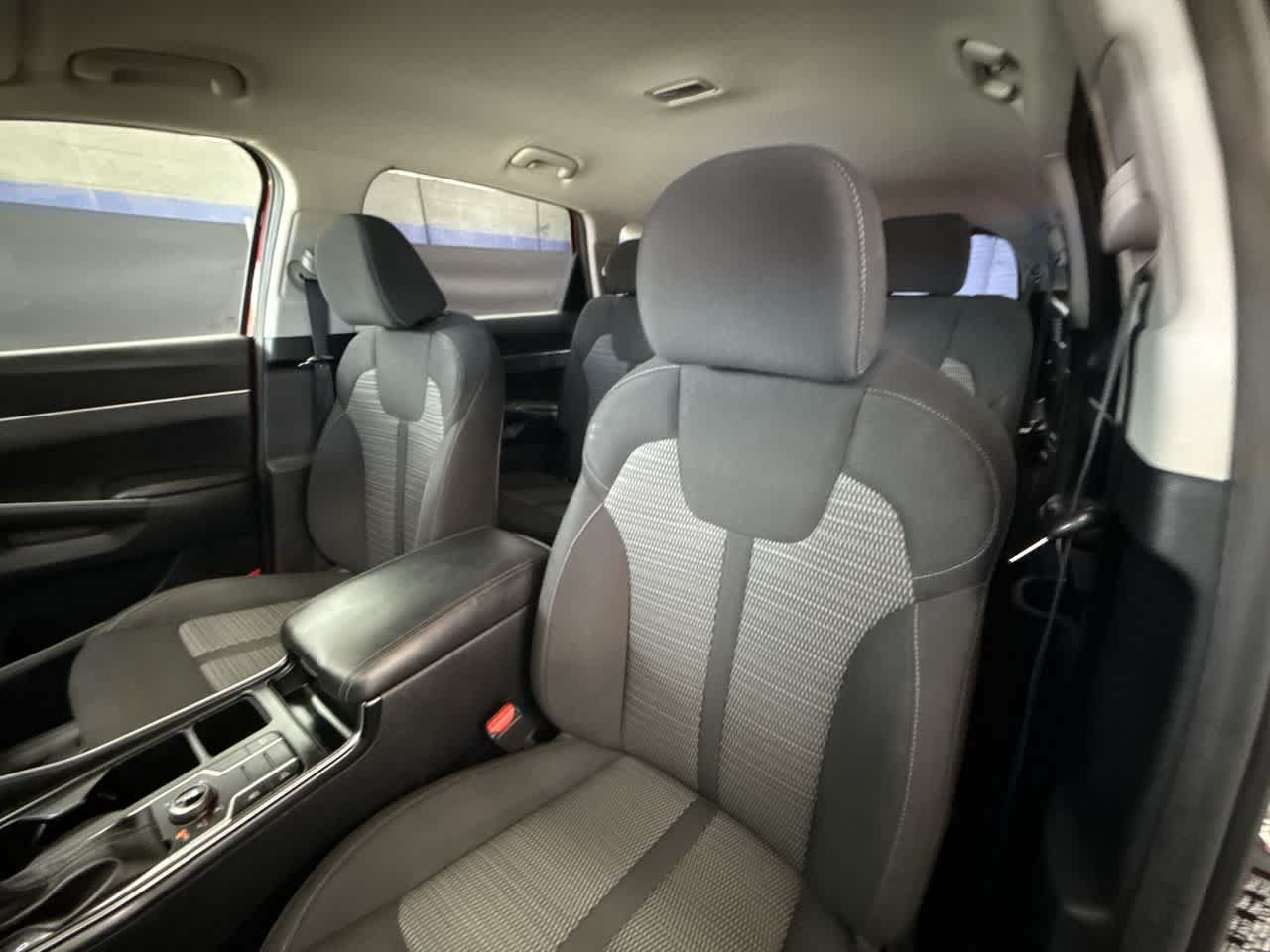 Thumbnail: 2023 Kia Sorento - 14