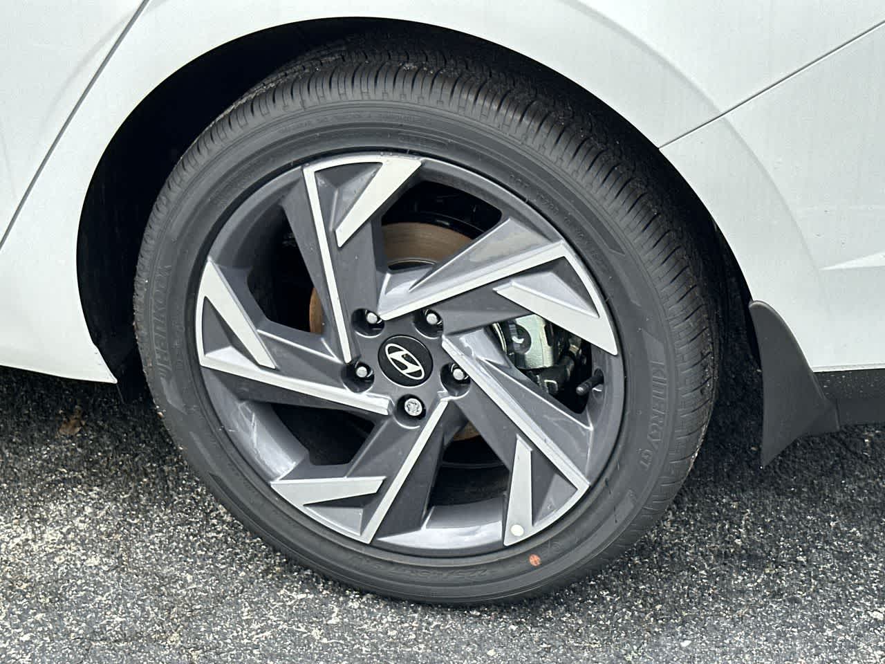 Thumbnail: 2025 Hyundai Elantra - 11