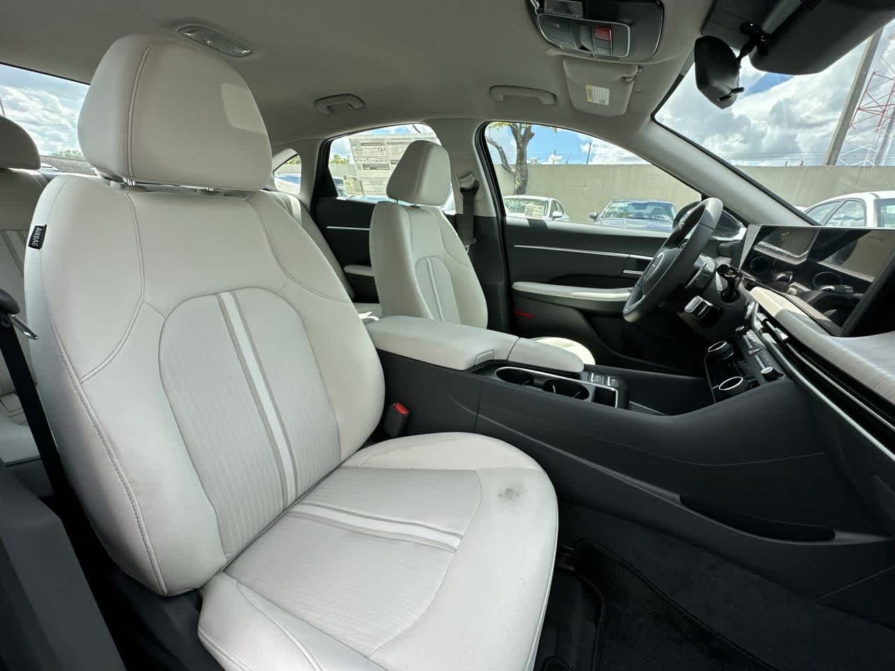 Thumbnail: 2025 Hyundai Sonata - 27