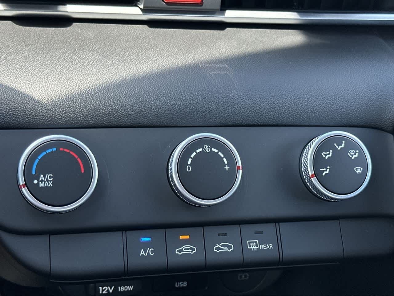 Thumbnail: 2025 Hyundai Elantra - 20