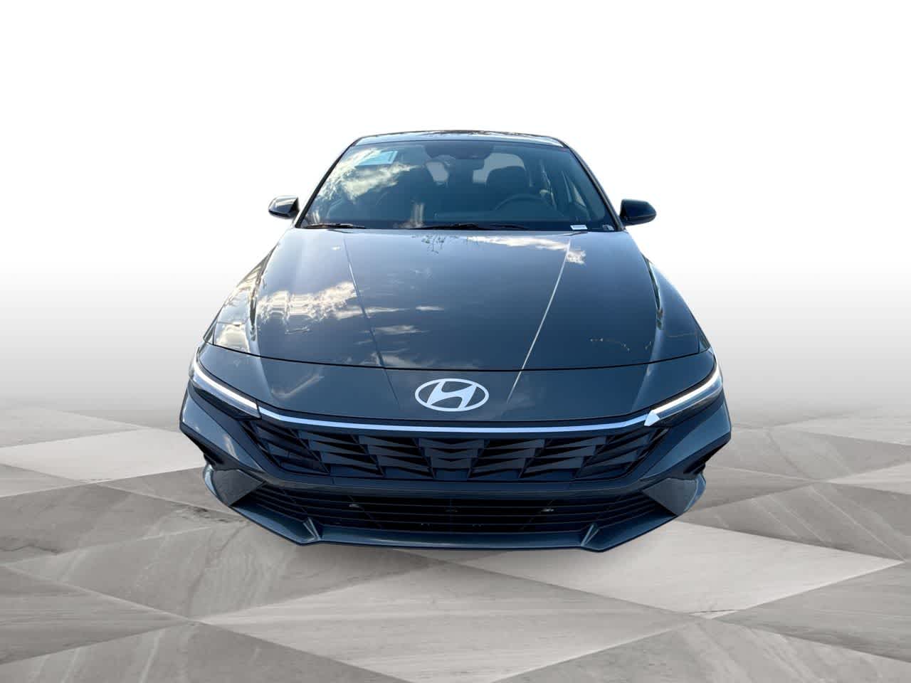 Thumbnail: 2026 Hyundai Elantra - 3