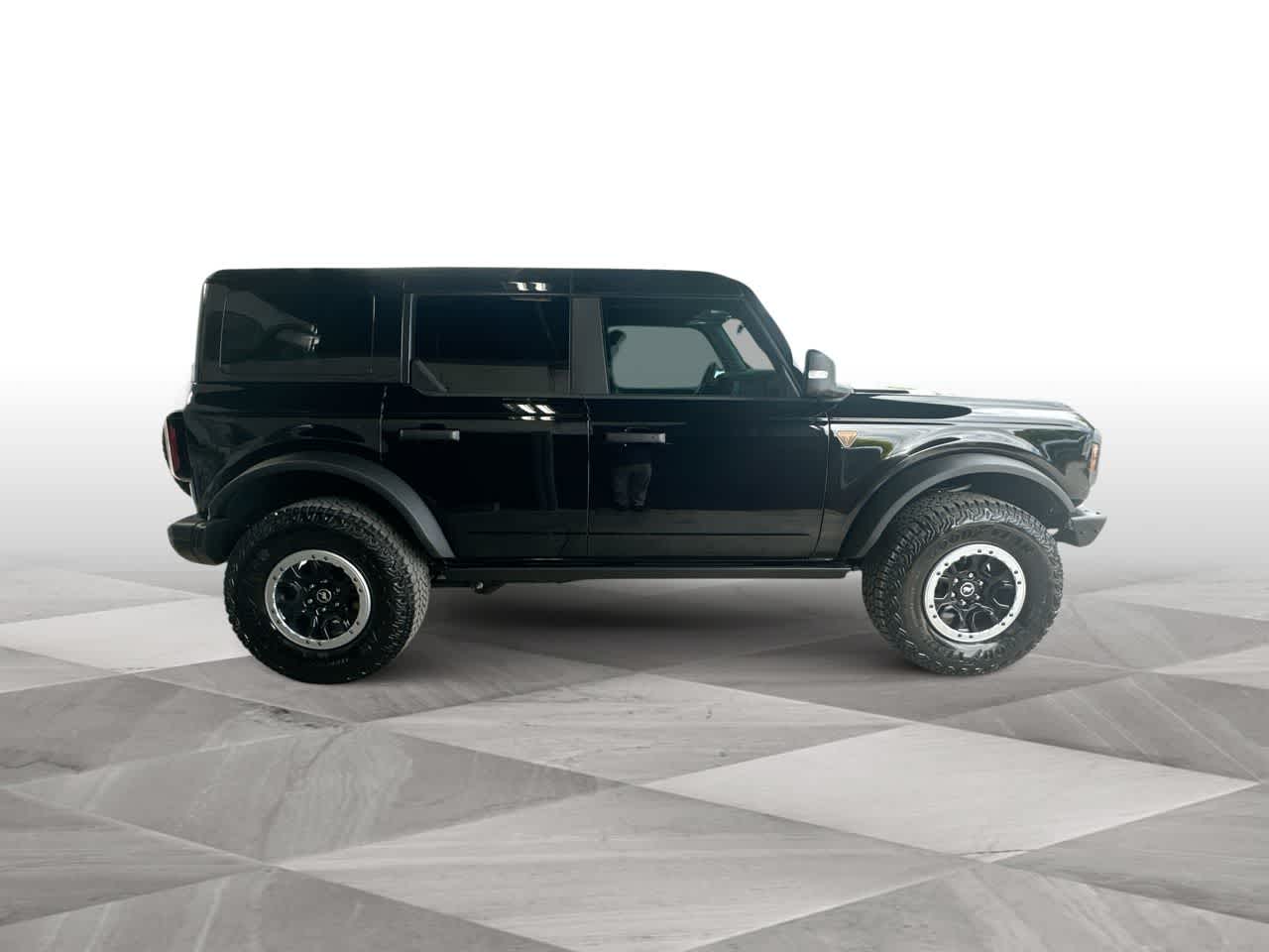 Thumbnail: 2025 Ford Bronco - 9