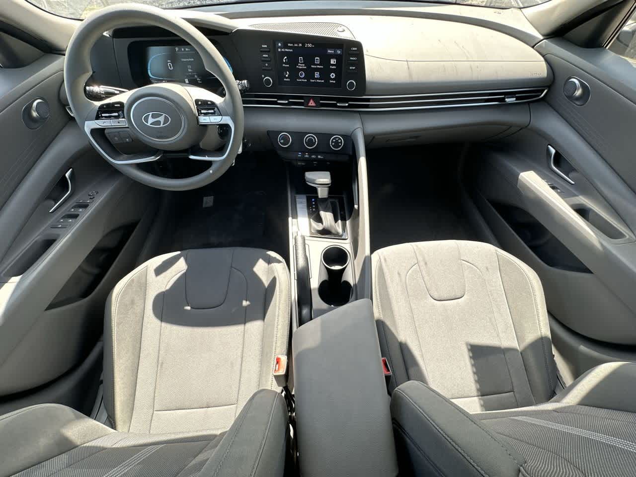 Thumbnail: 2025 Hyundai Elantra - 24