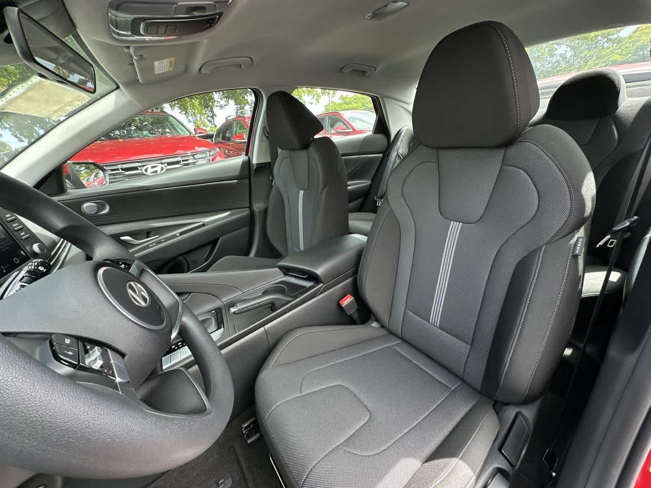 Thumbnail: 2025 Hyundai Elantra - 14