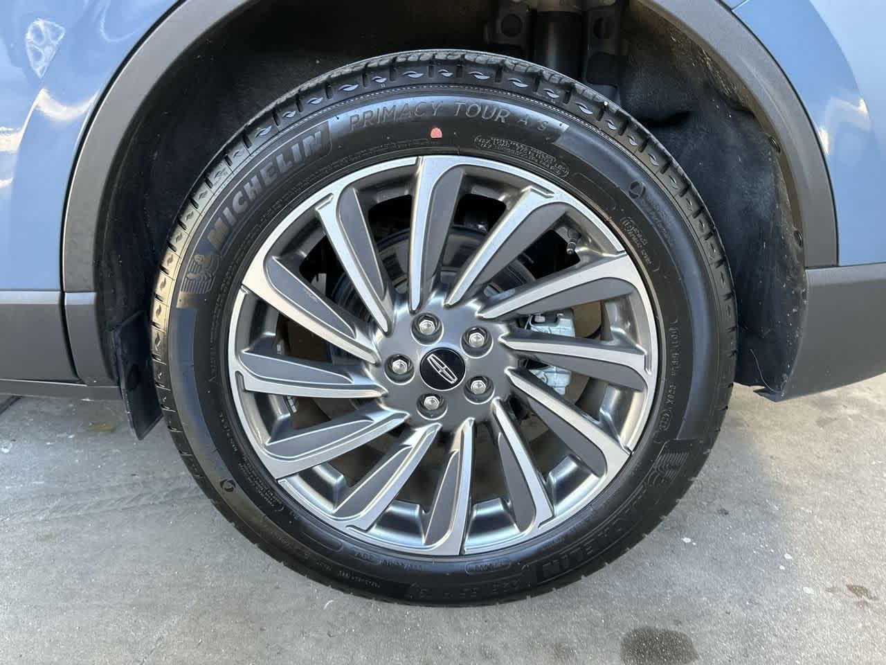 Thumbnail: 2023 Lincoln Corsair - 11