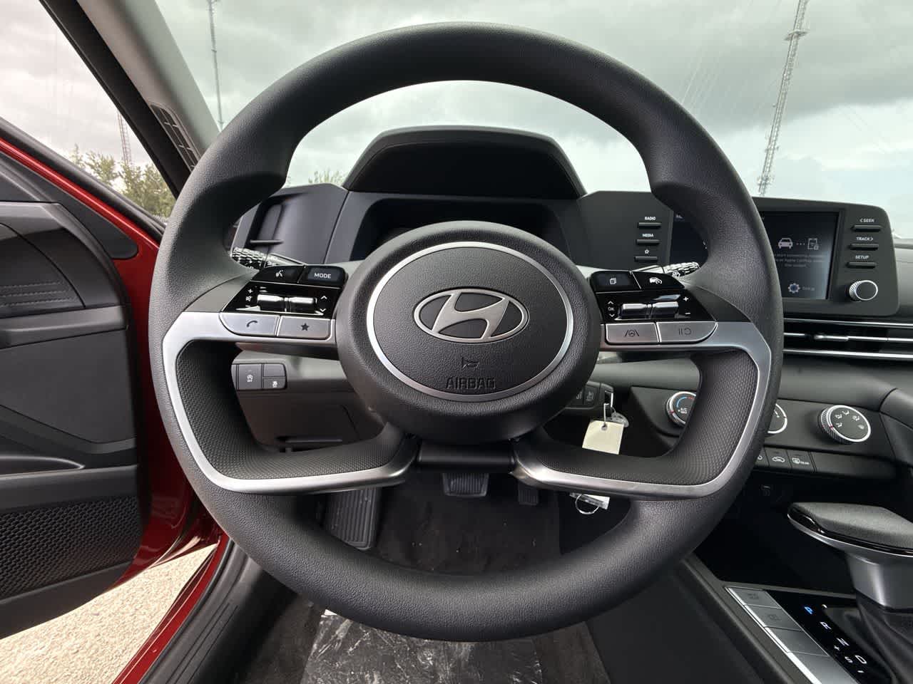 Thumbnail: 2025 Hyundai Elantra - 15