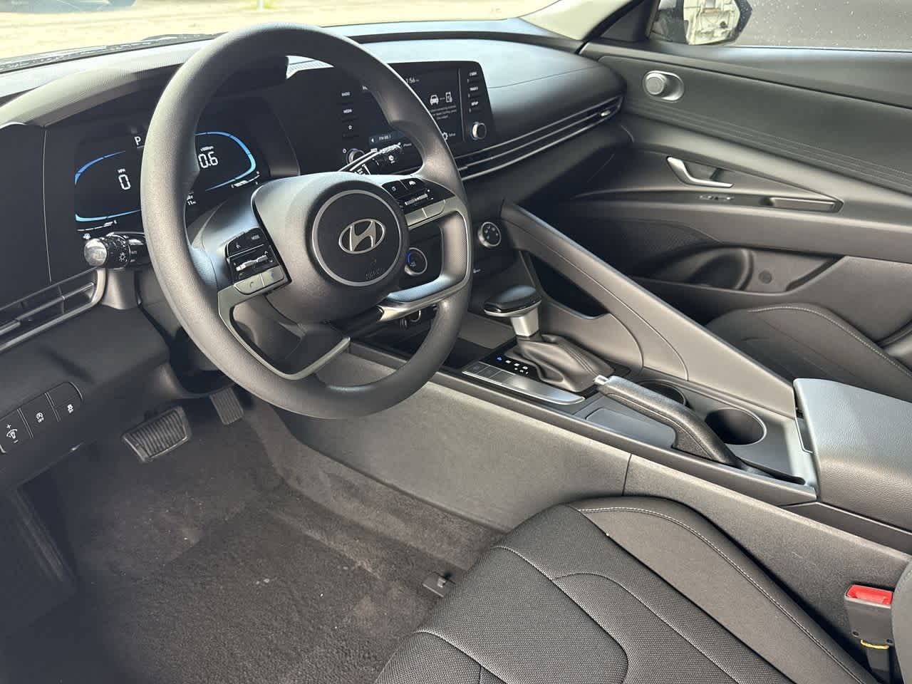 Thumbnail: 2025 Hyundai Elantra - 13