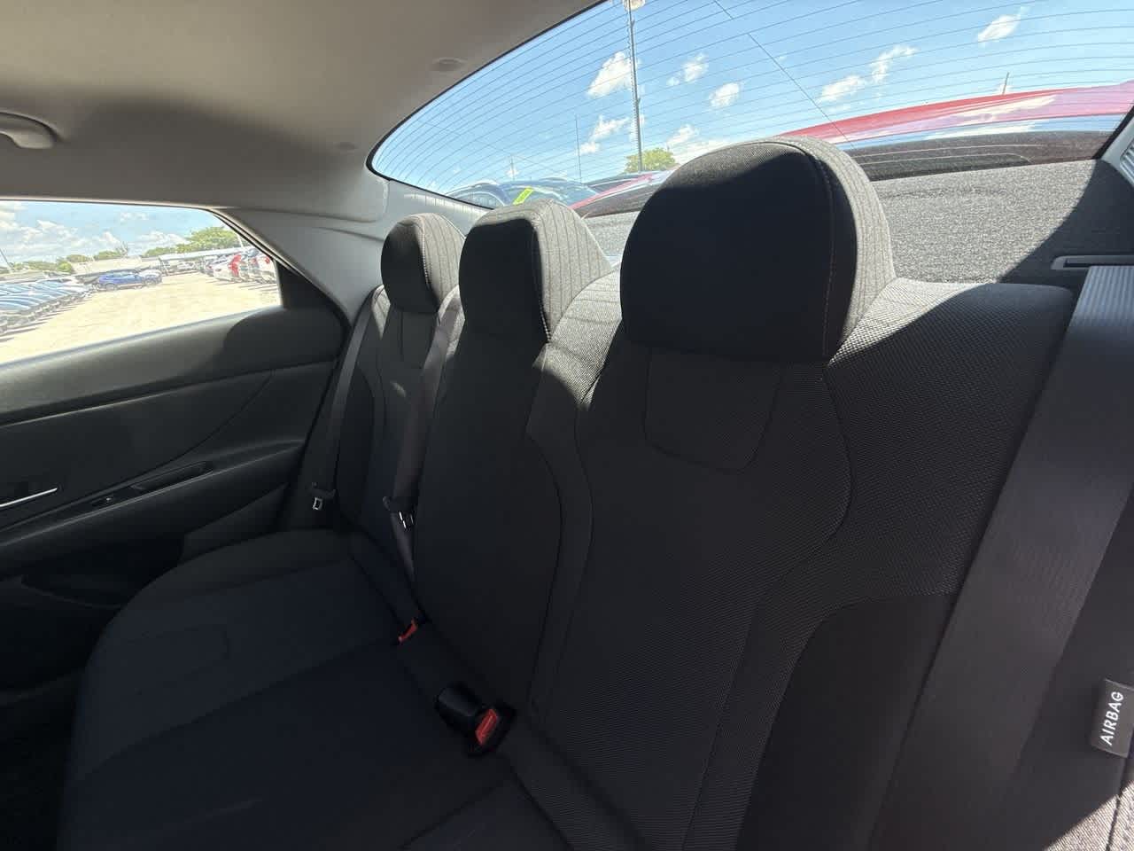 Thumbnail: 2025 Hyundai Elantra - 22