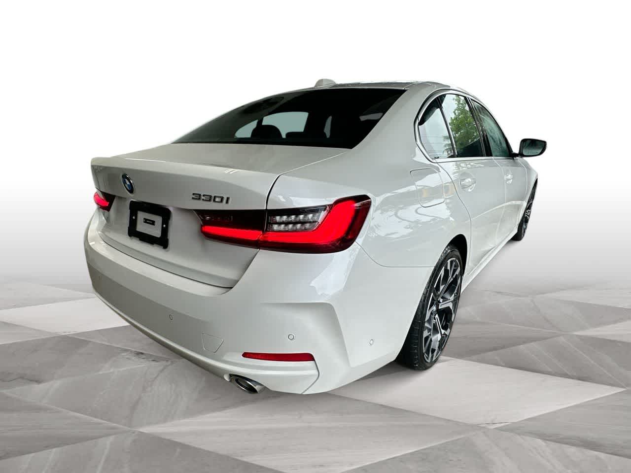 Thumbnail: 2025 BMW 3 Series - 8