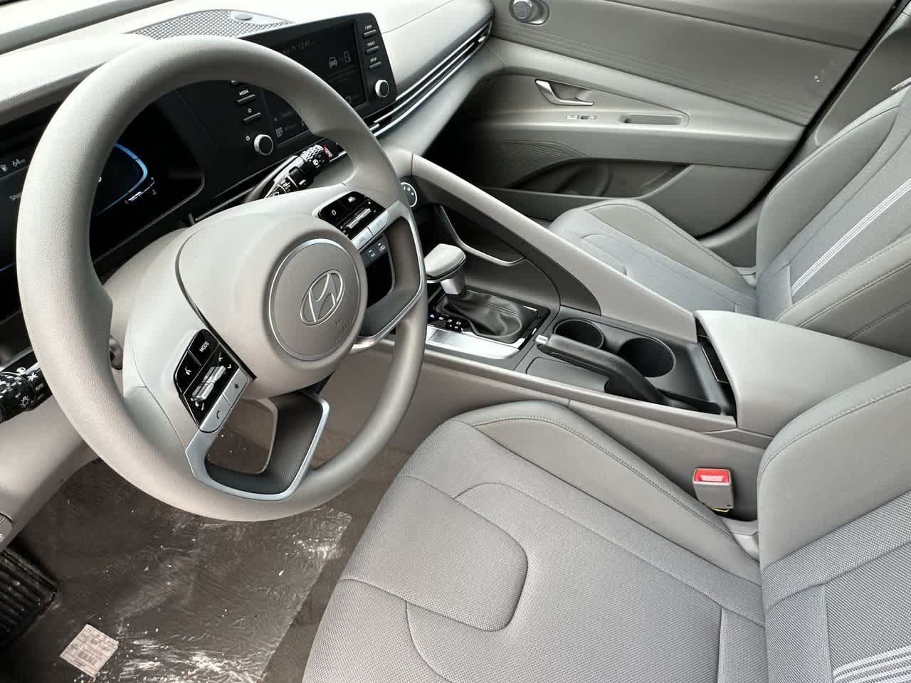 Thumbnail: 2025 Hyundai Elantra - 13