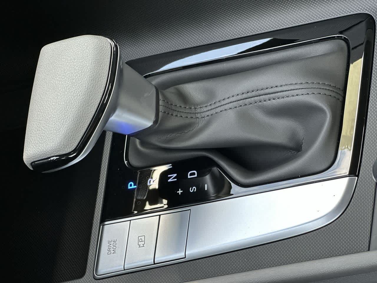 Thumbnail: 2025 Hyundai Elantra - 21