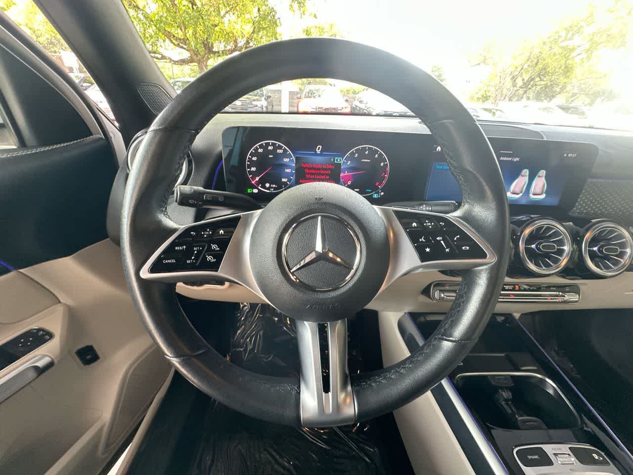 Thumbnail: 2025 Mercedes-Benz GLB - 15