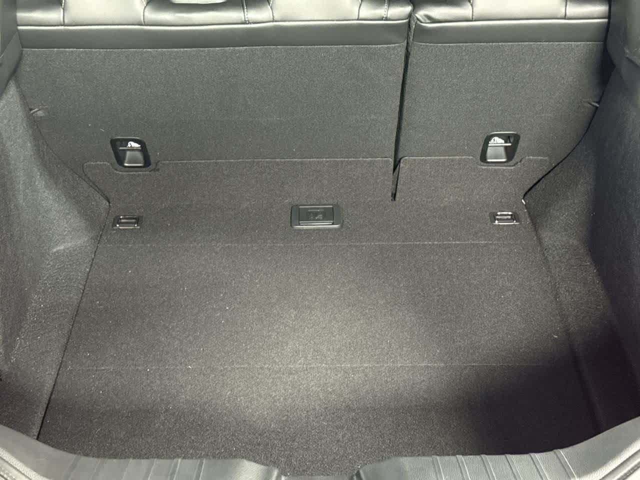 Thumbnail: 2023 Acura Integra - 25