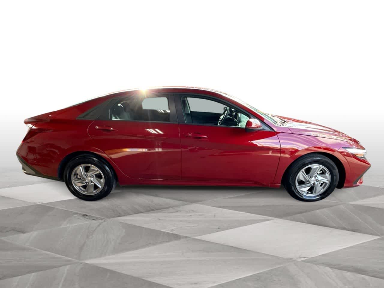 Thumbnail: 2025 Hyundai Elantra - 9