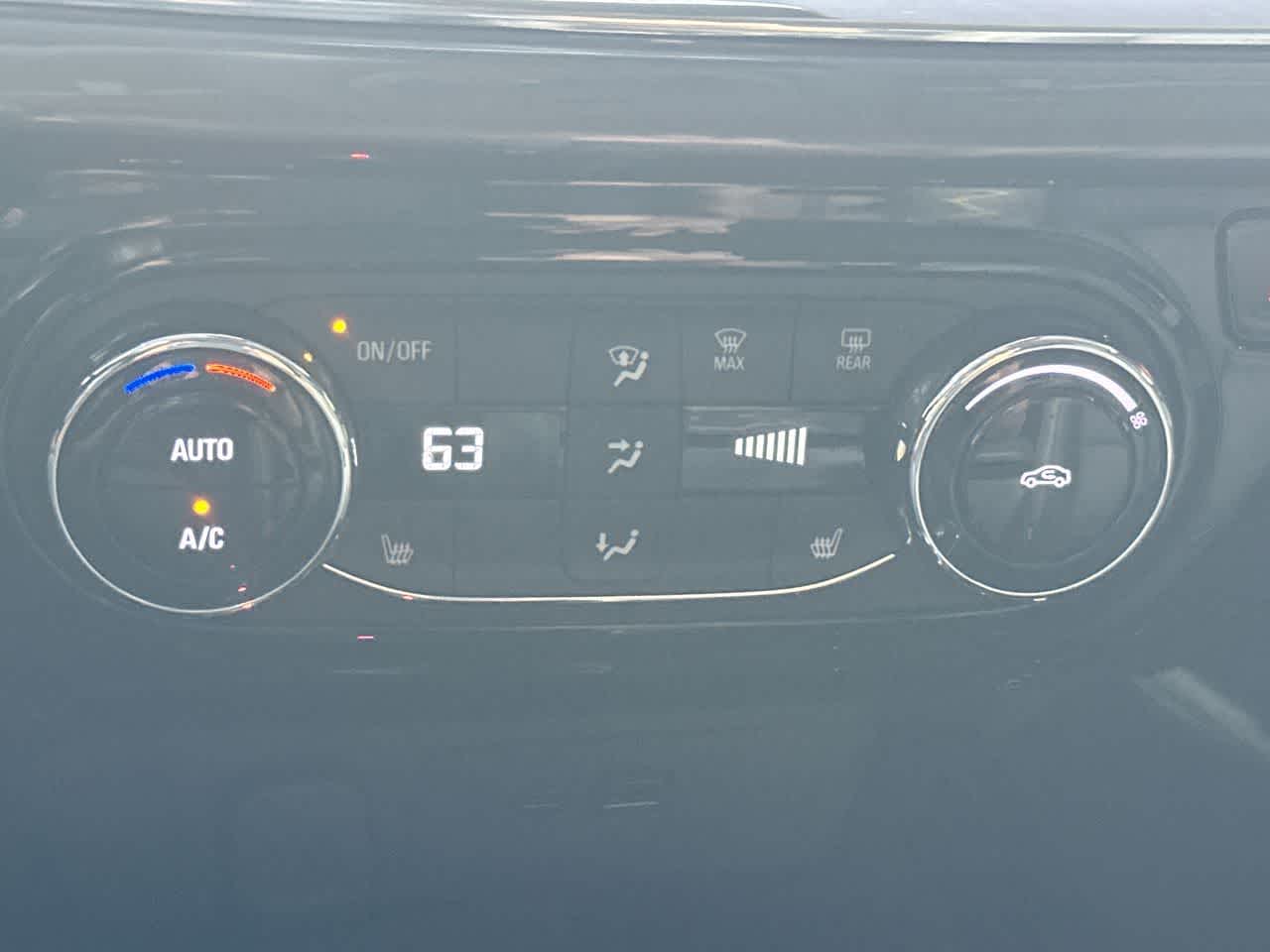 Thumbnail: 2025 Chevrolet Trax - 20