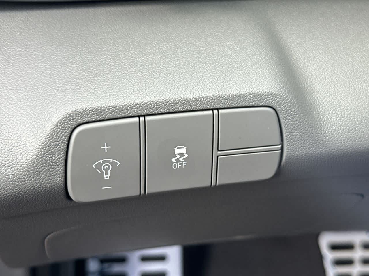 Thumbnail: 2026 Hyundai Elantra - 10