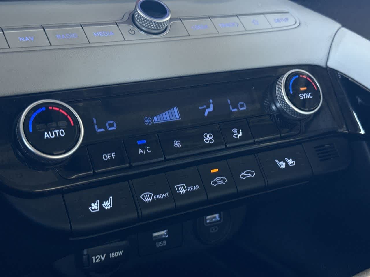 Thumbnail: 2023 Hyundai Elantra - 20