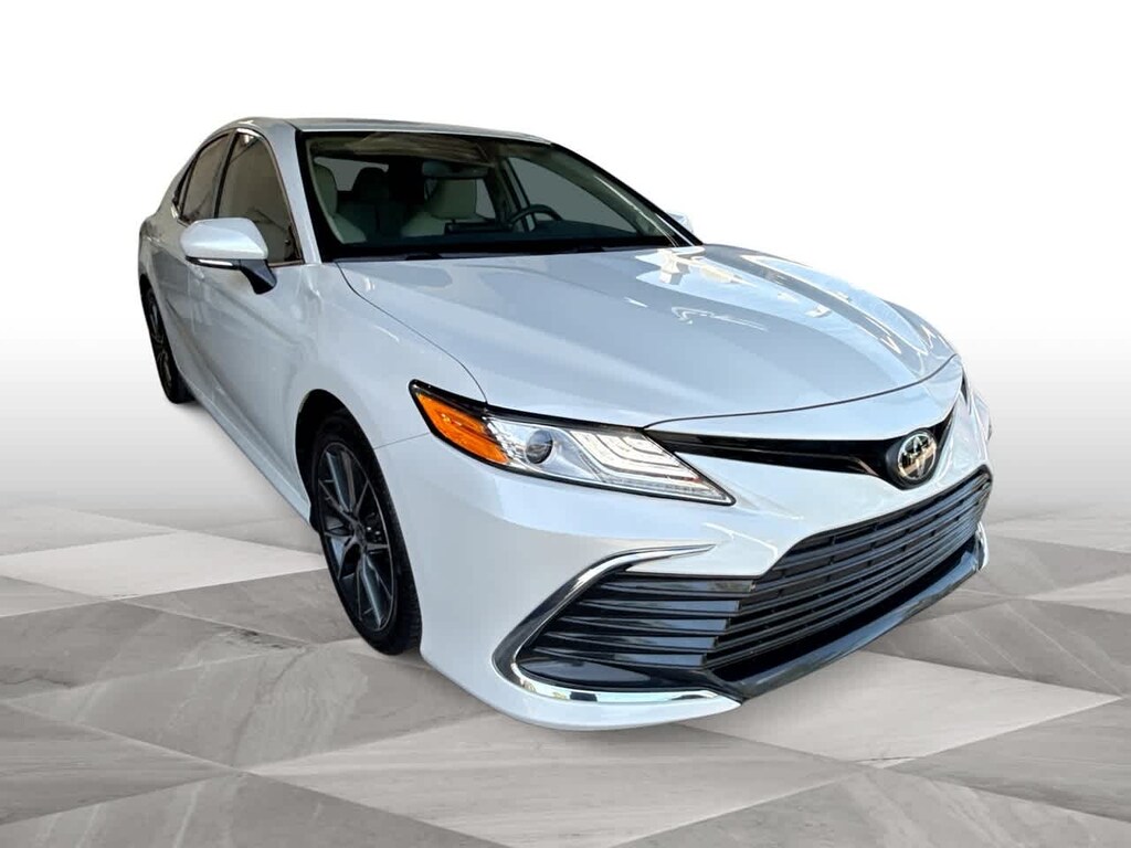 Used 2021 Toyota Camry XLE Sedan