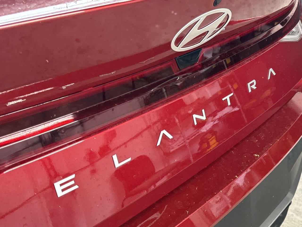 Thumbnail: 2025 Hyundai Elantra - 10