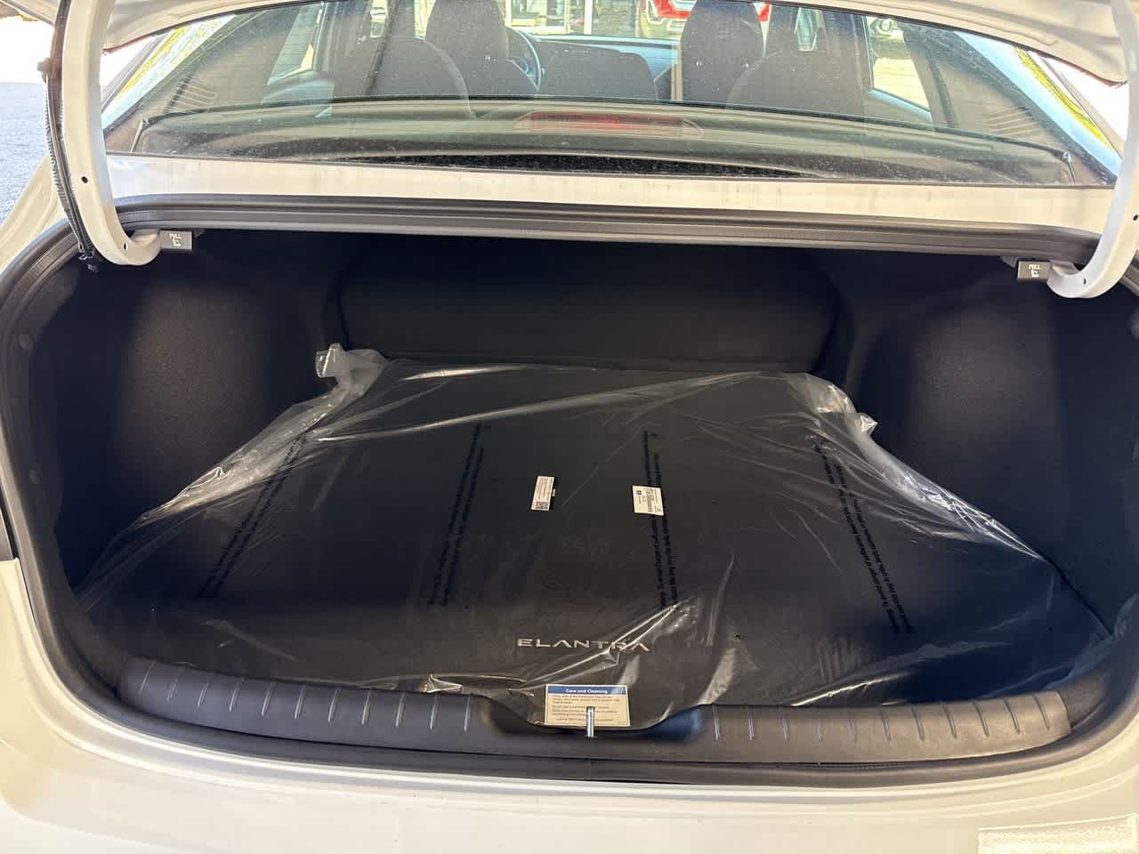 Thumbnail: 2026 Hyundai Elantra - 25