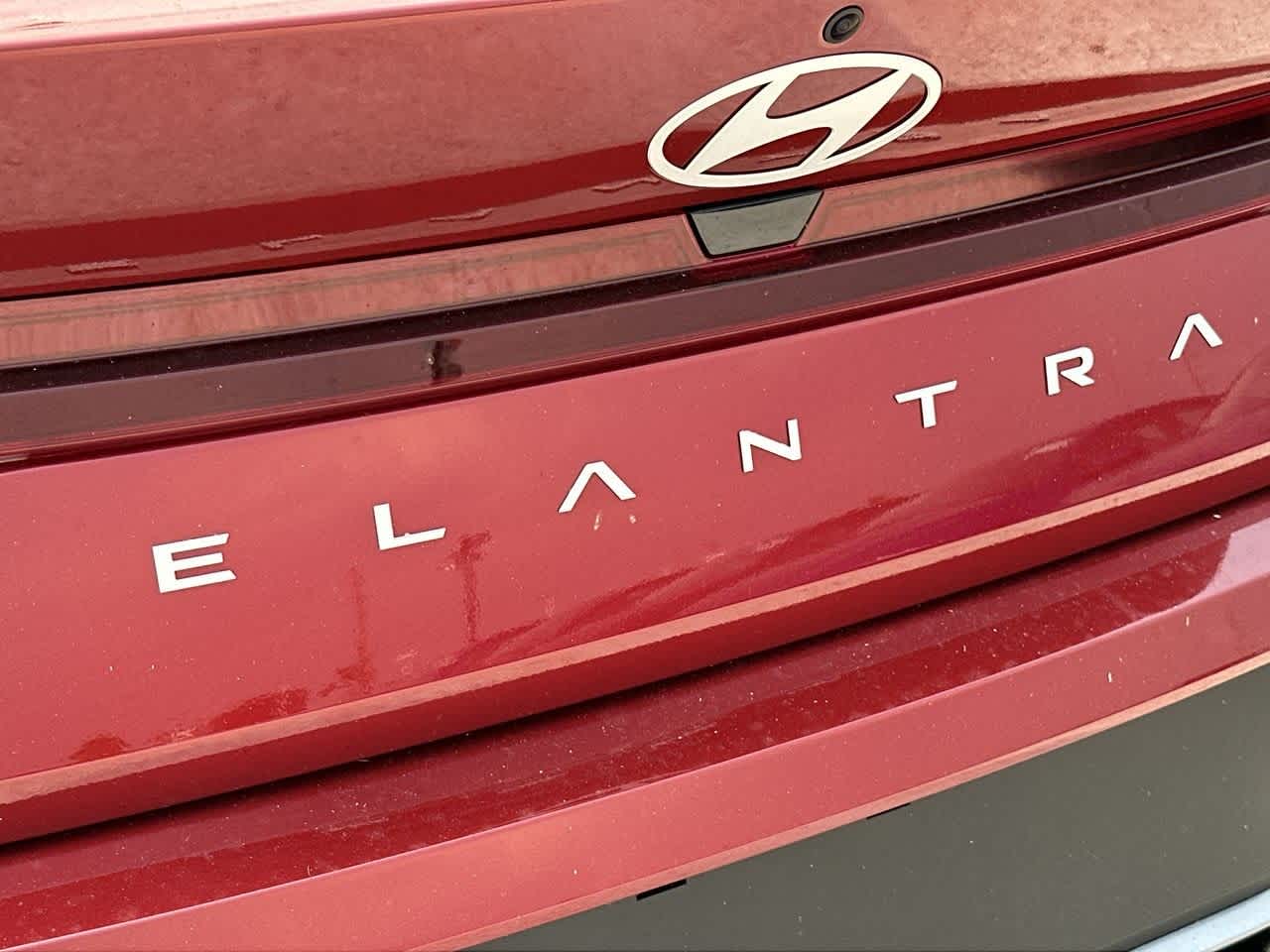Thumbnail: 2025 Hyundai Elantra - 10