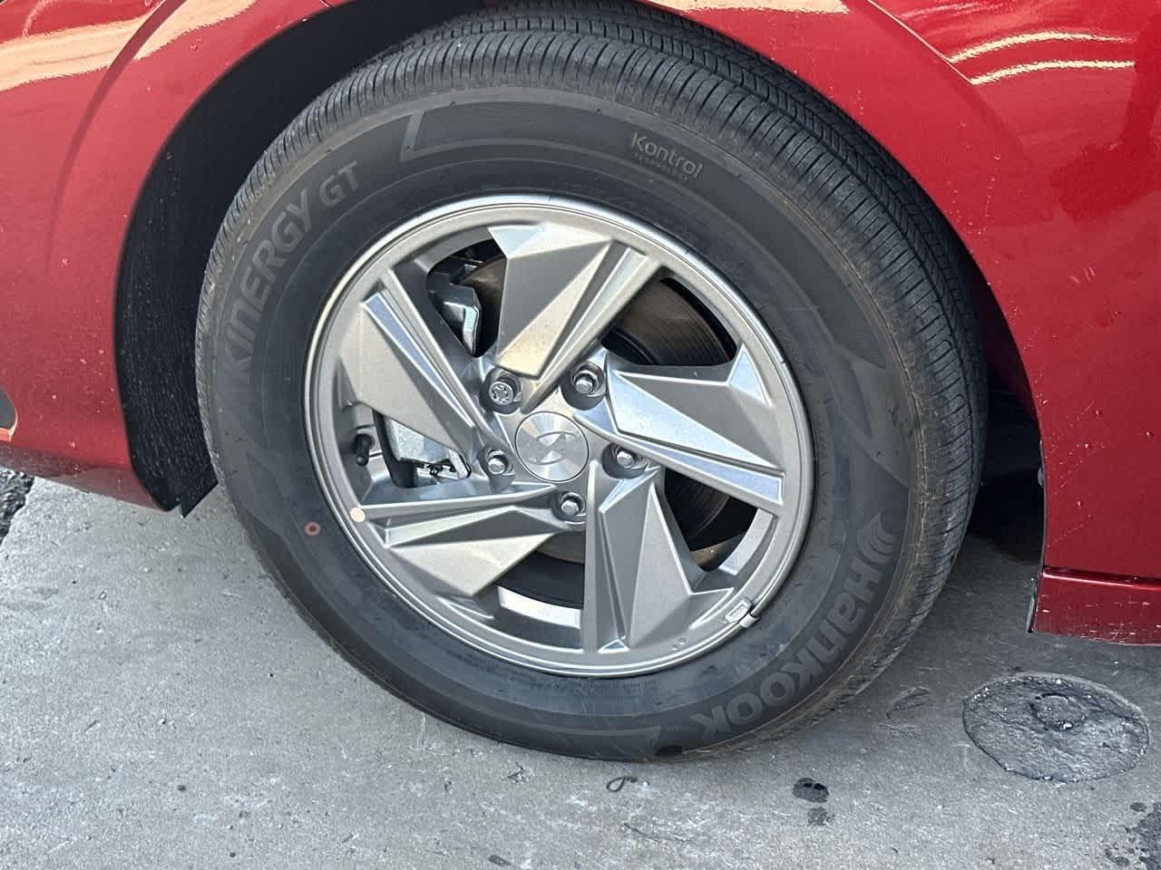 Thumbnail: 2025 Hyundai Elantra - 11