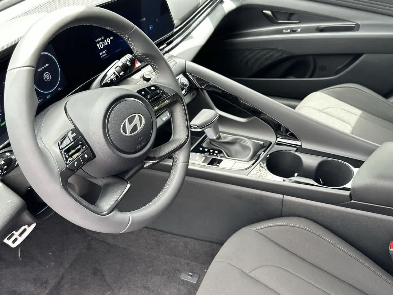 Thumbnail: 2025 Hyundai Elantra - 13