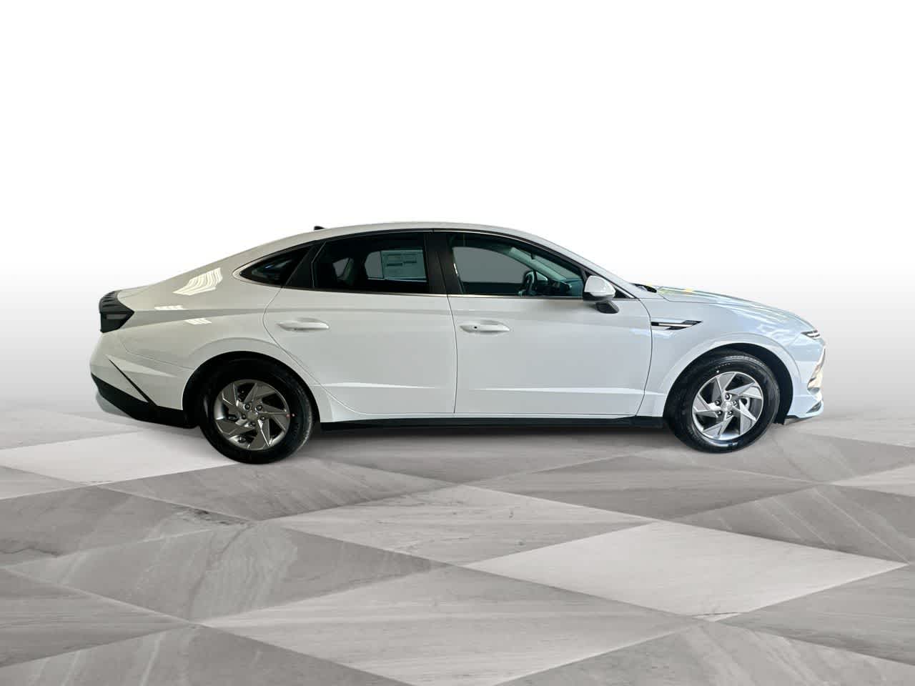 Thumbnail: 2026 Hyundai Sonata - 9