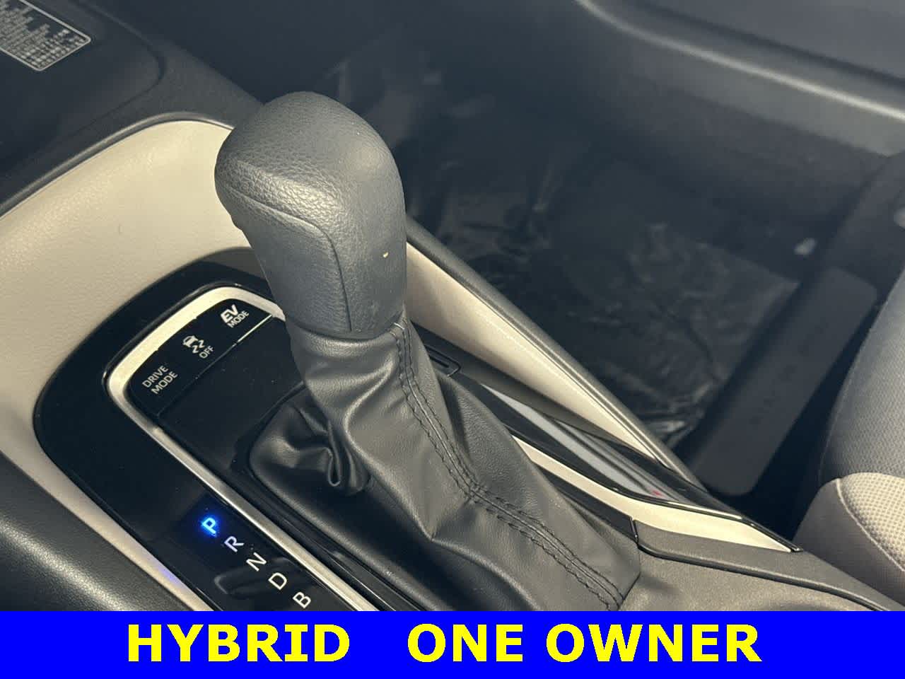 Thumbnail: 2025 Toyota Corolla - 21