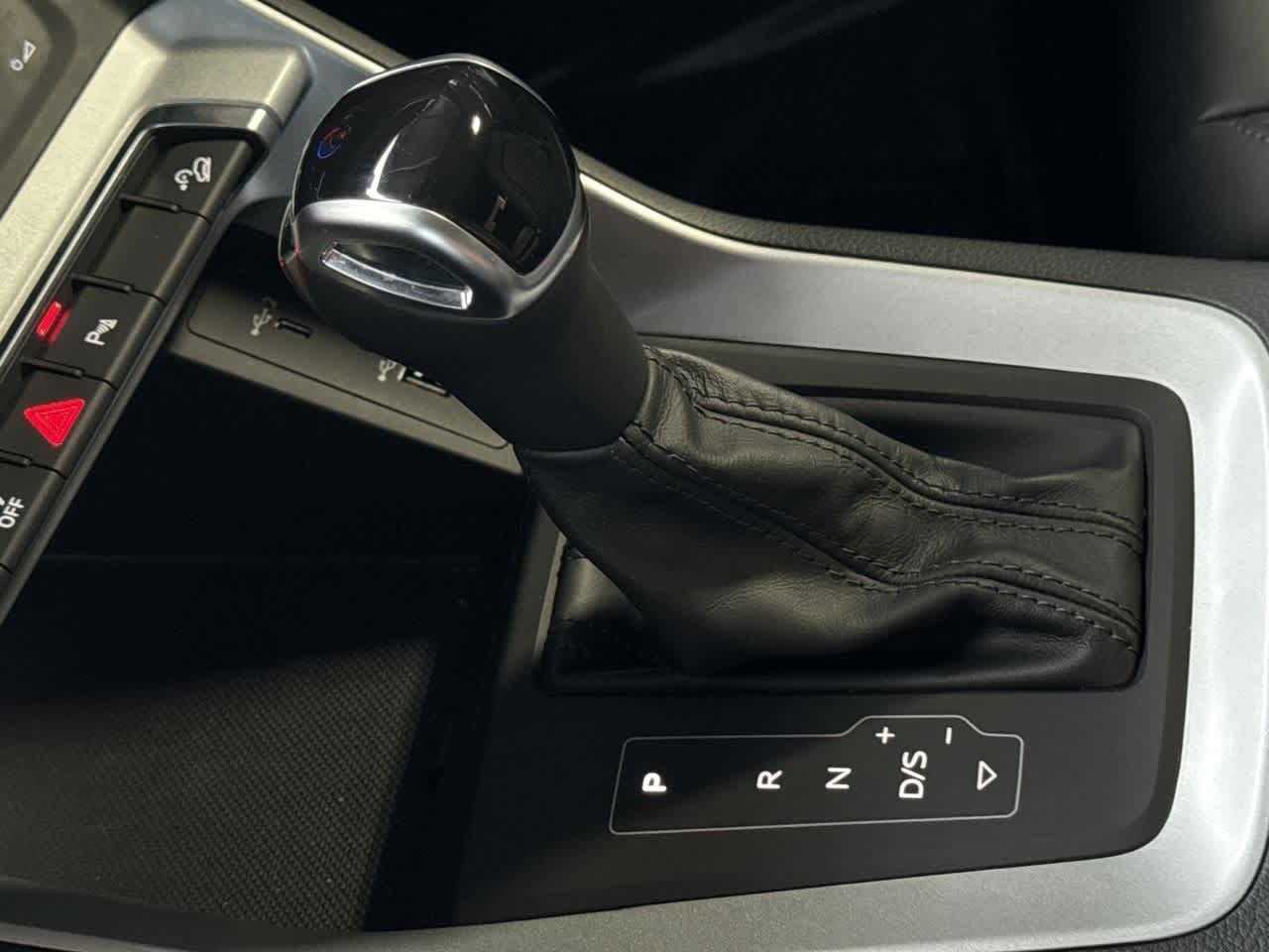 Thumbnail: 2021 Audi Q3 - 21