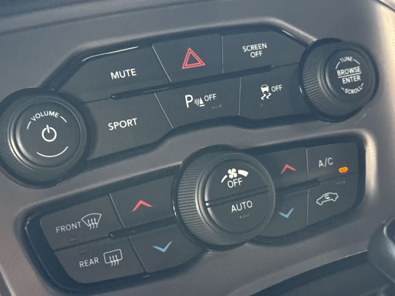 Thumbnail: 2023 Dodge Challenger - 20