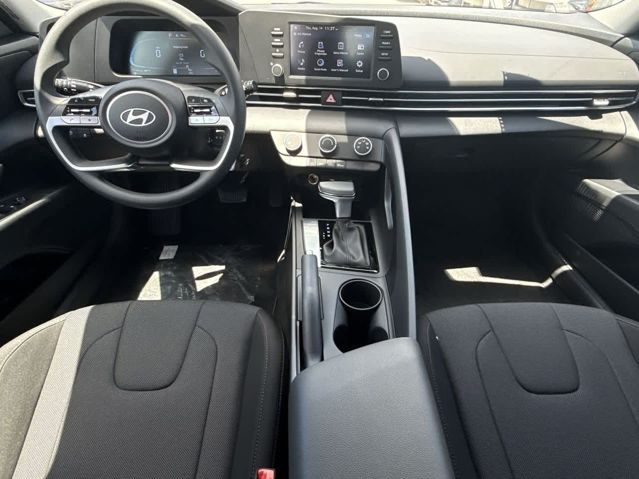 Thumbnail: 2025 Hyundai Elantra - 24