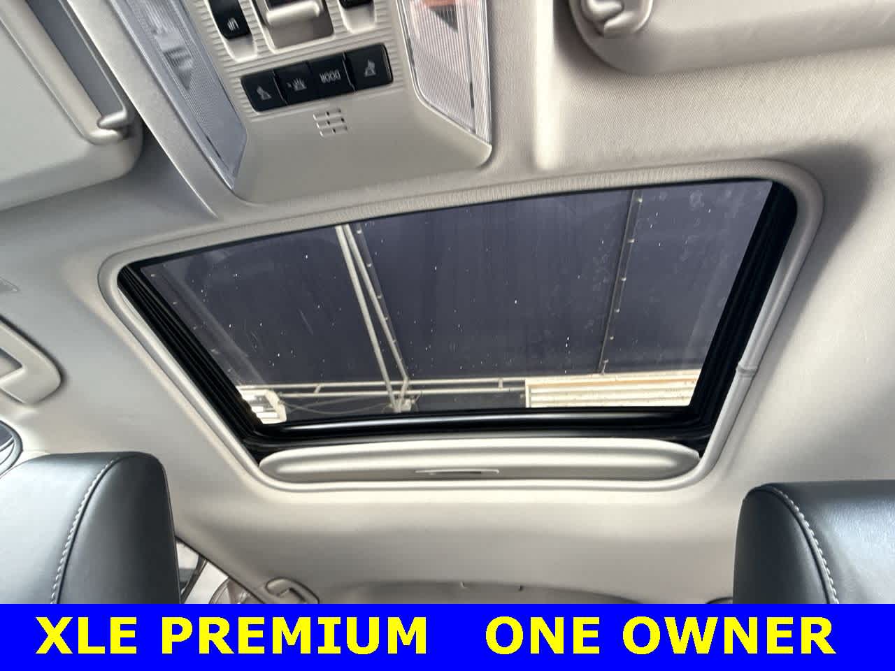 Thumbnail: 2023 Toyota RAV4 - 17