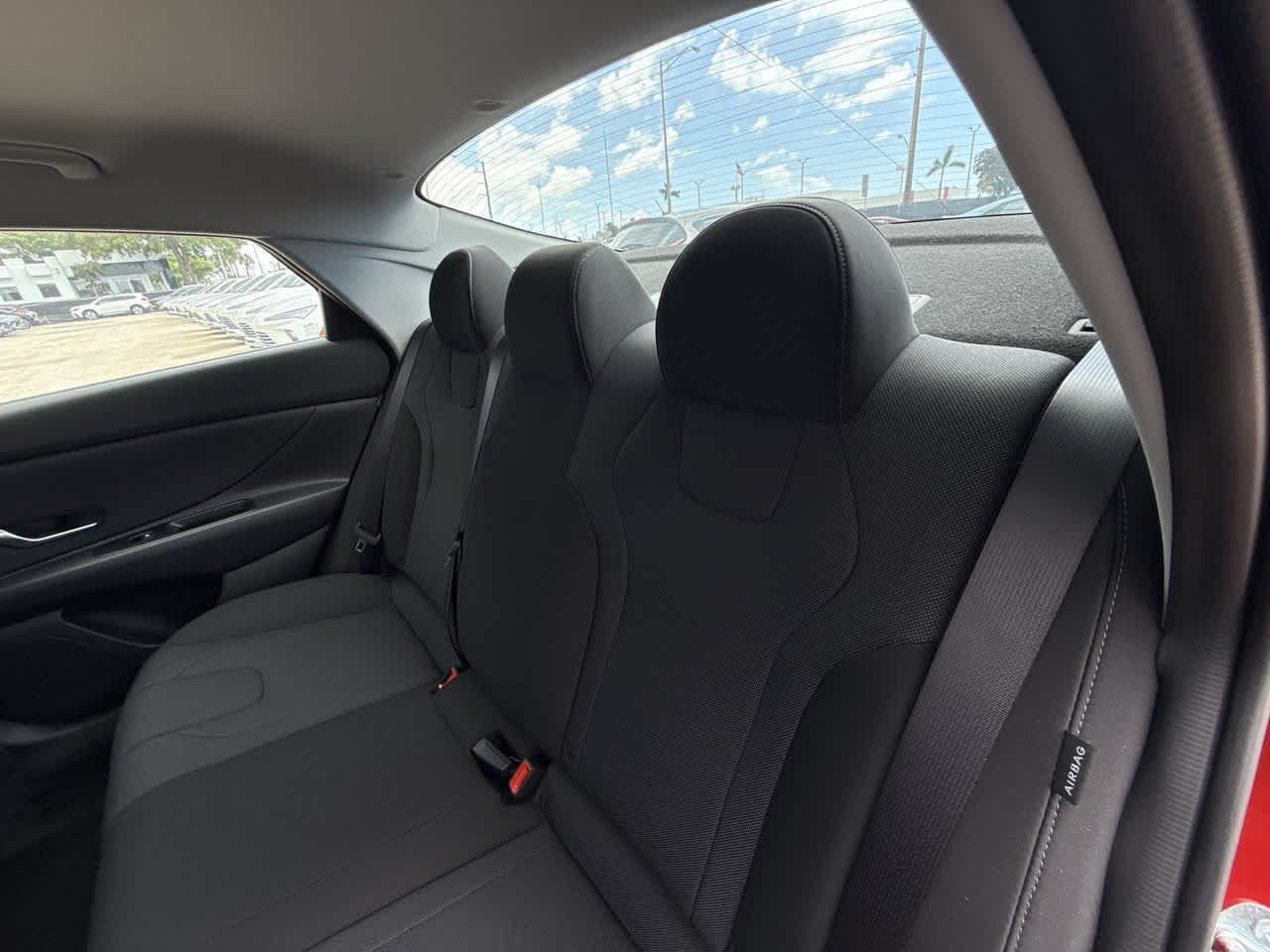 Thumbnail: 2025 Hyundai Elantra - 22