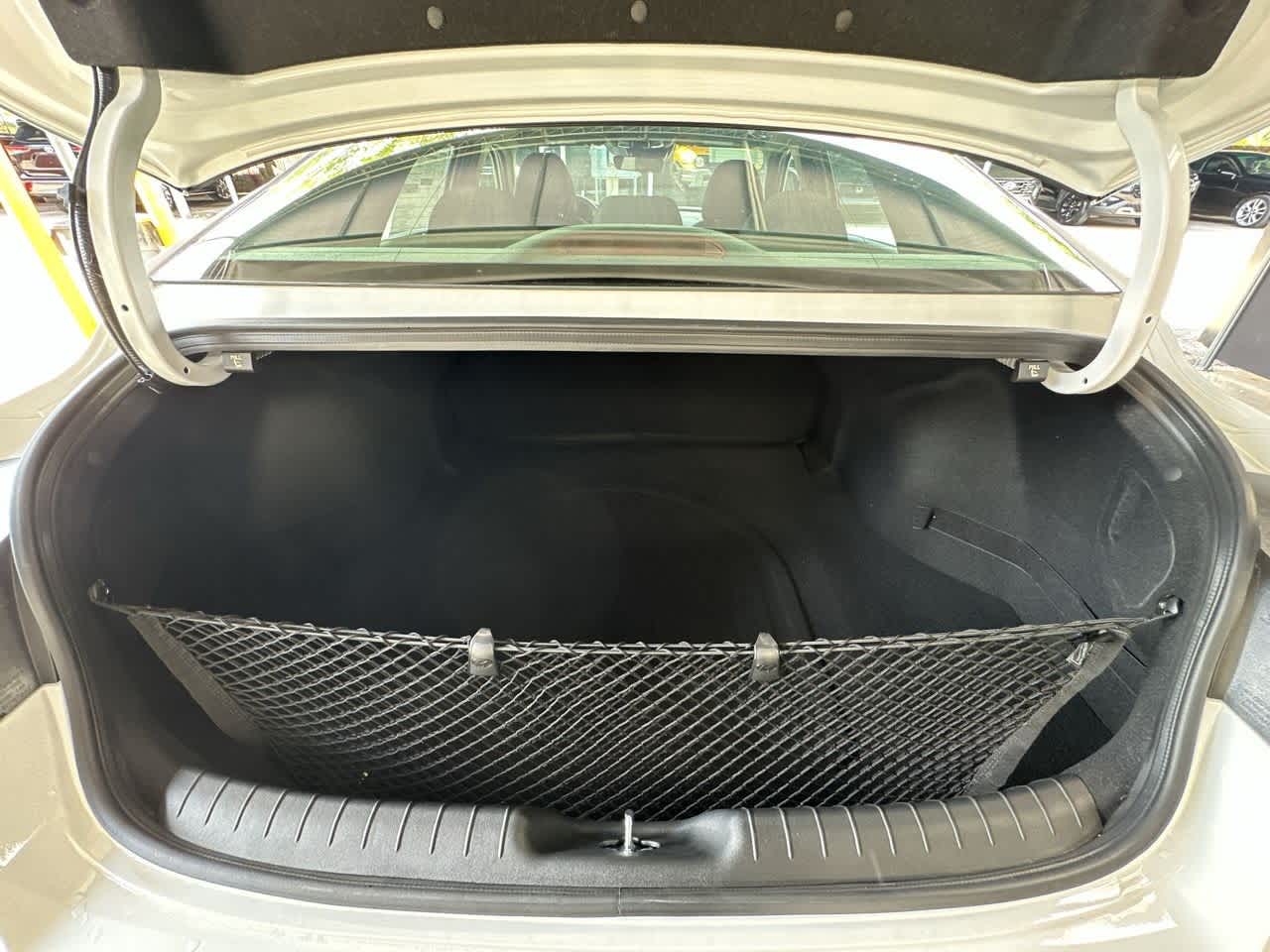 Thumbnail: 2025 Hyundai Elantra - 25