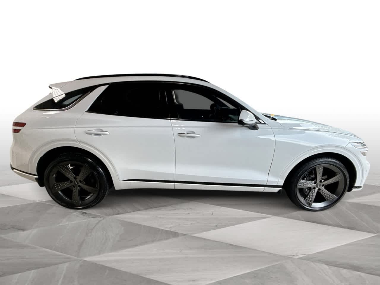 Thumbnail: 2025 Genesis GV70 - 9