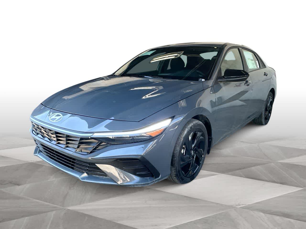 Thumbnail: 2026 Hyundai Elantra - 4