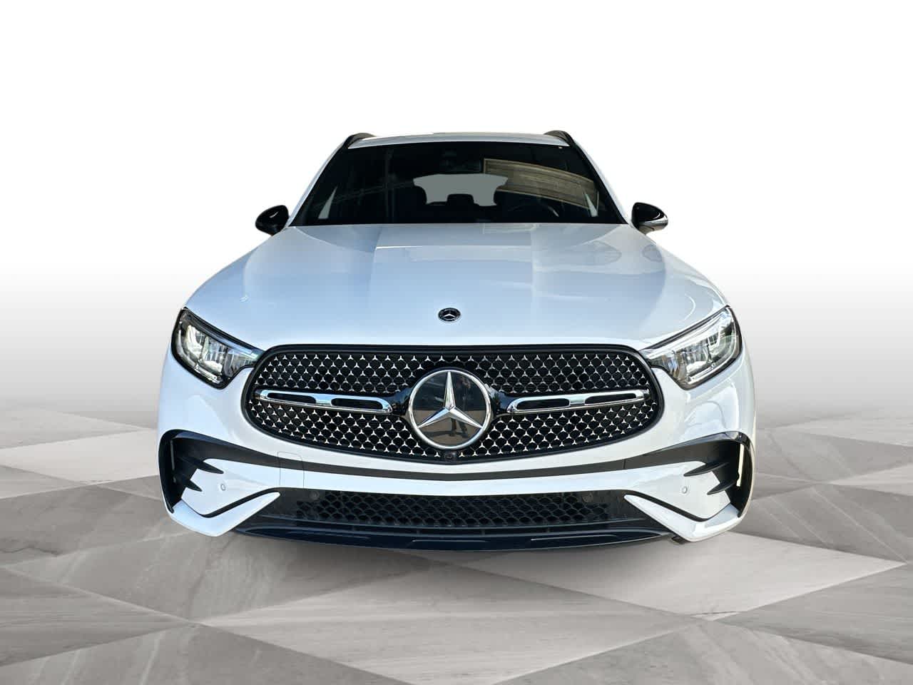 Thumbnail: 2025 Mercedes-Benz GLC - 3