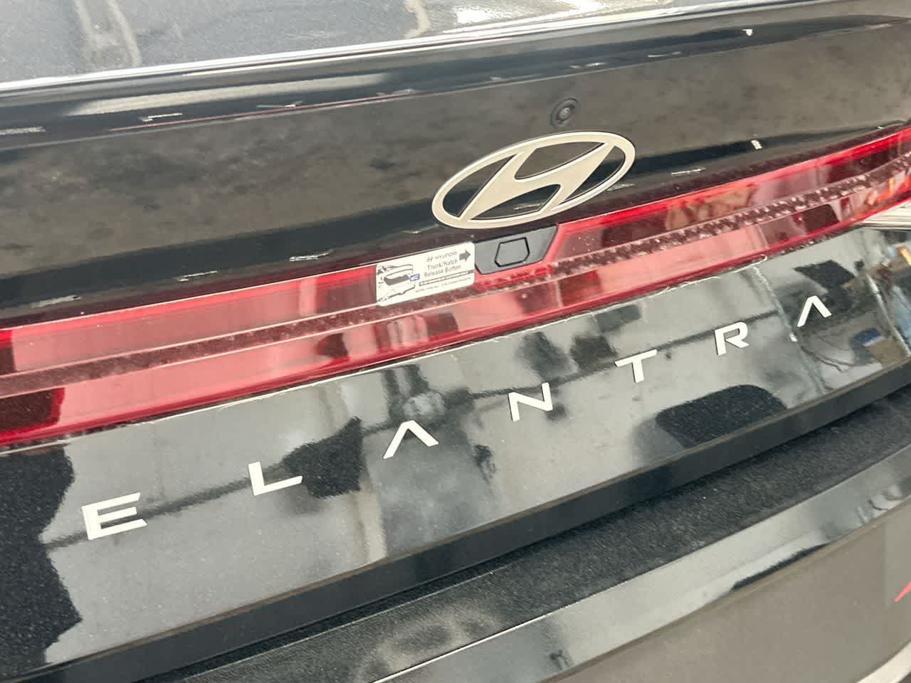 Thumbnail: 2026 Hyundai Elantra - 10
