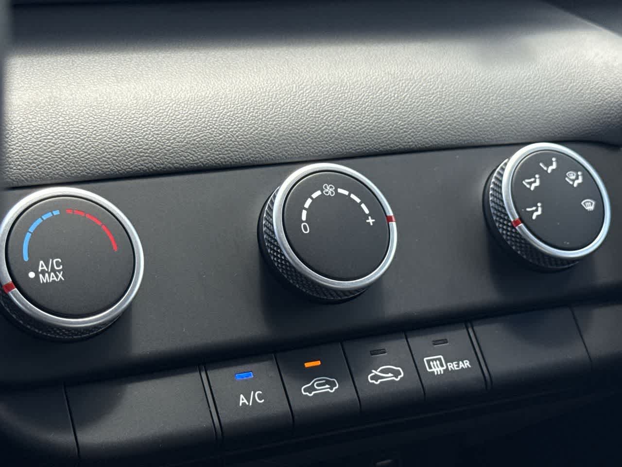 Thumbnail: 2025 Hyundai Elantra - 20