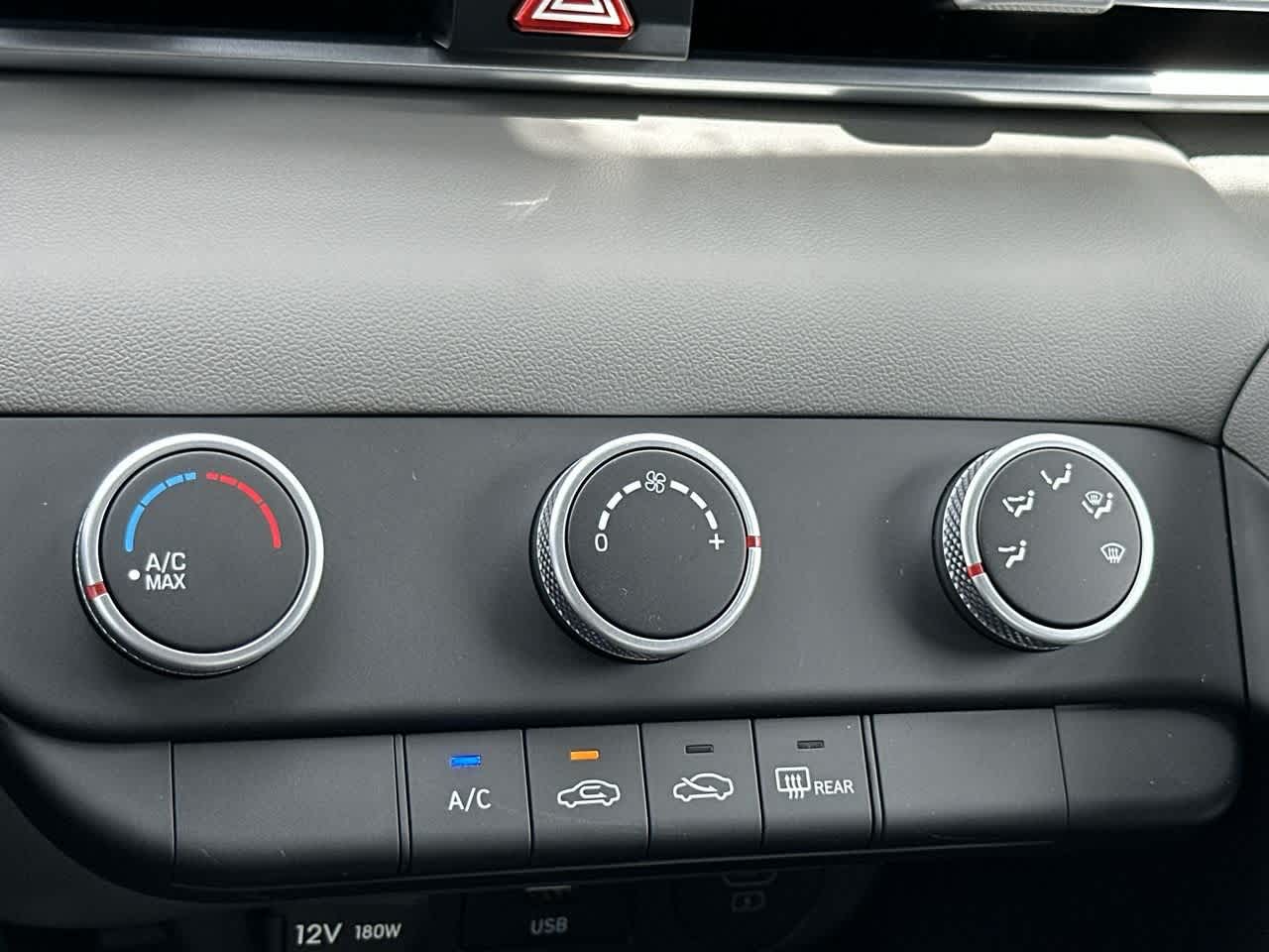 Thumbnail: 2025 Hyundai Elantra - 20