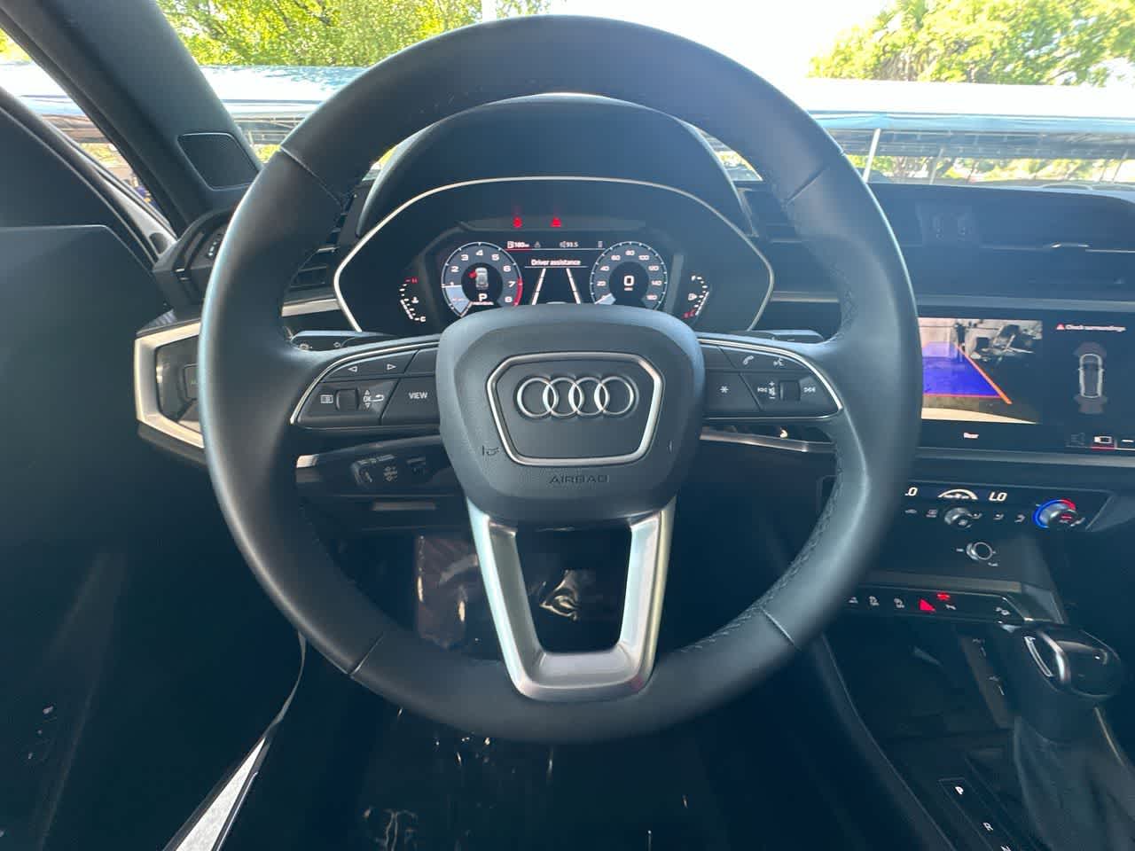 Thumbnail: 2025 Audi Q3 - 15