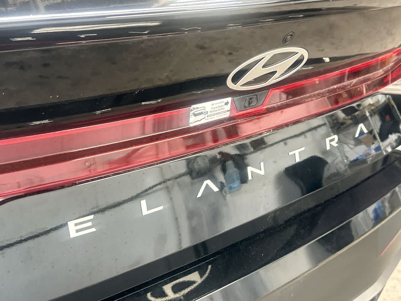 Thumbnail: 2026 Hyundai Elantra - 10