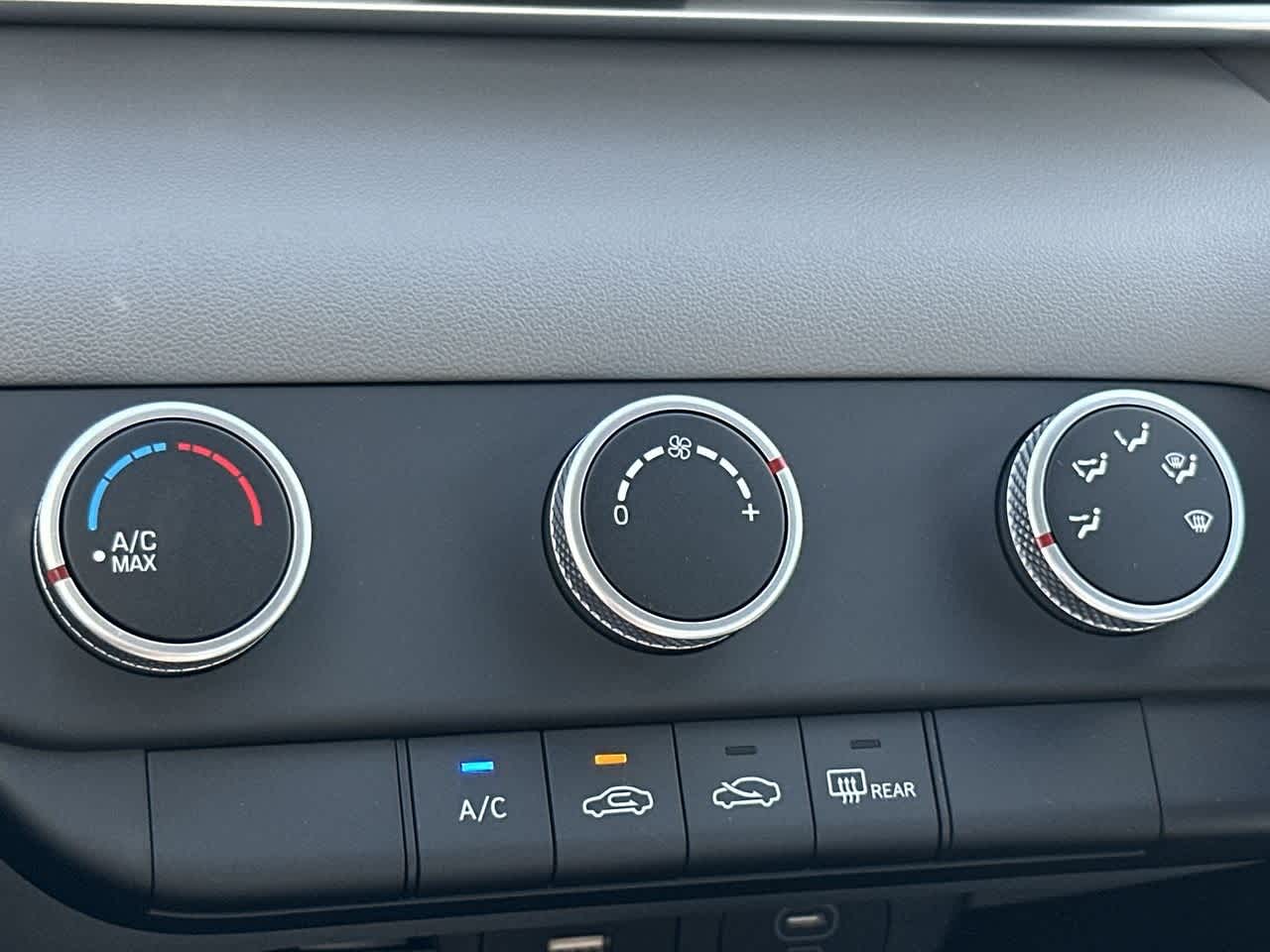 Thumbnail: 2025 Hyundai Elantra - 20